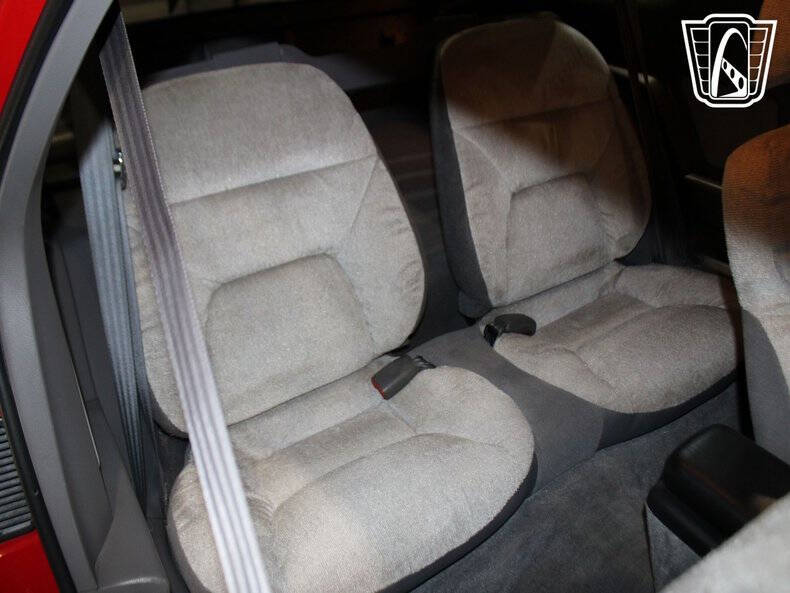 1993 Dodge Daytona ES