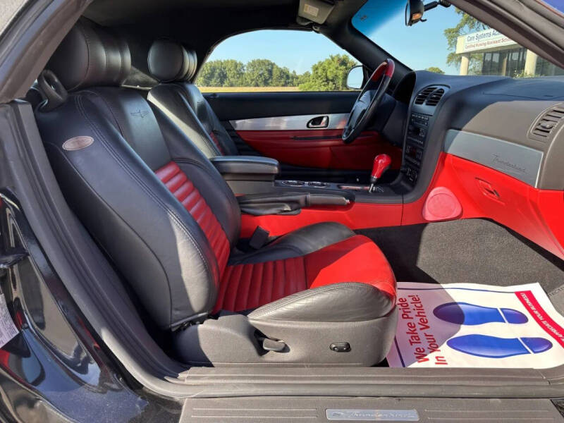 2002 Ford Thunderbird Deluxe