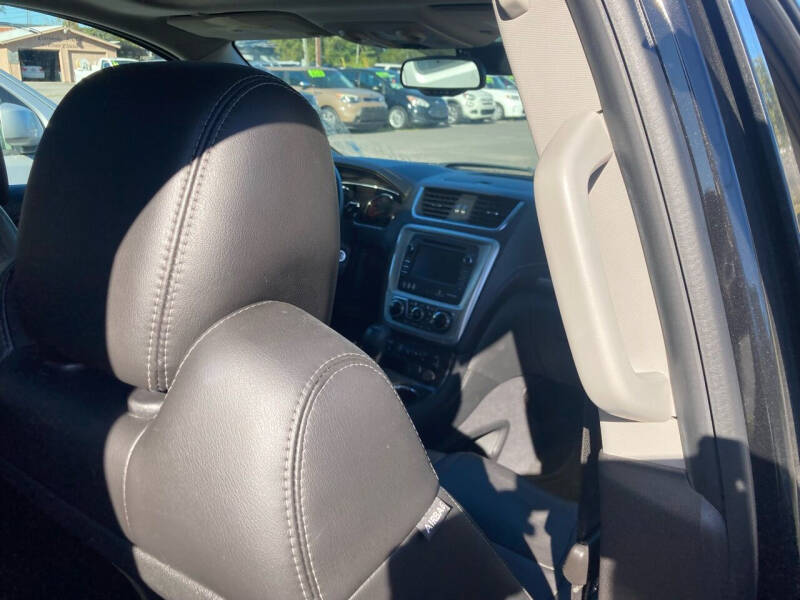 2016 GMC Acadia SLT-1