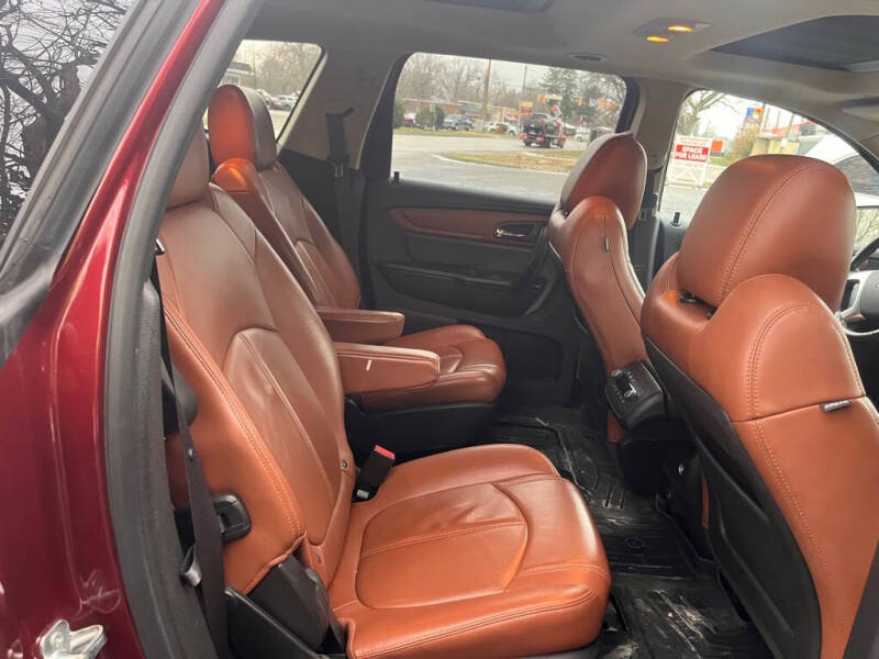 2017 Chevrolet Traverse LT