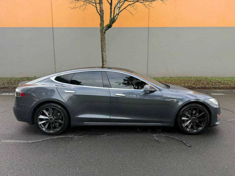 2014 Tesla Model S