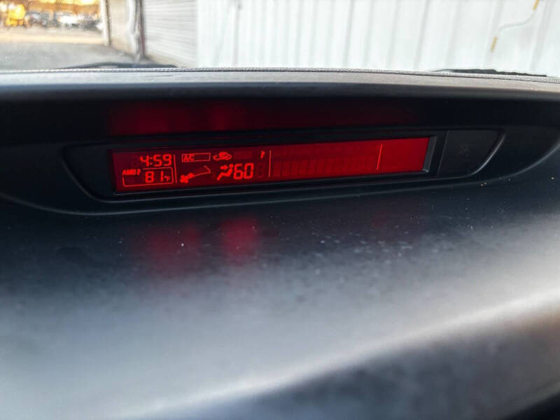 2015 Mazda MAZDA5 Sport