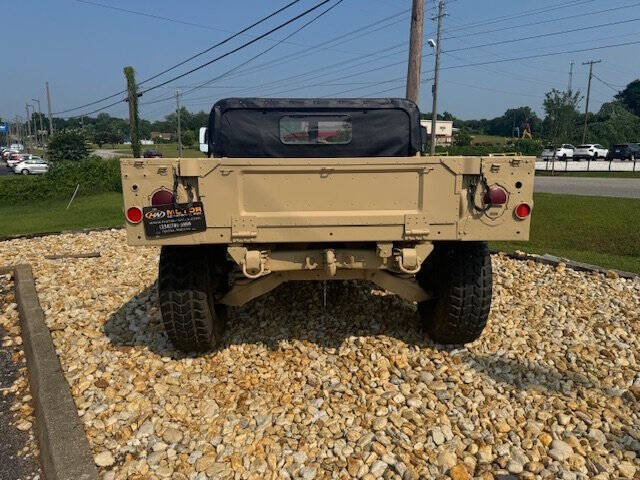 1987 AM General M998