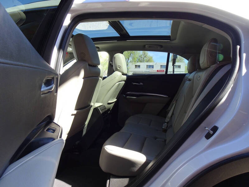 2023 Cadillac XT4 Luxury