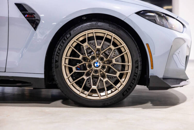 2025 BMW M4 CS