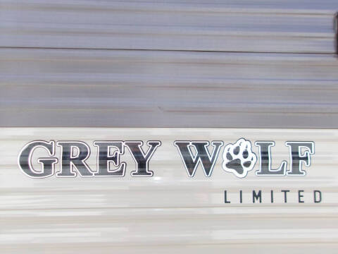 2018 Forest River Cherokee Grey Wolf 26dbh