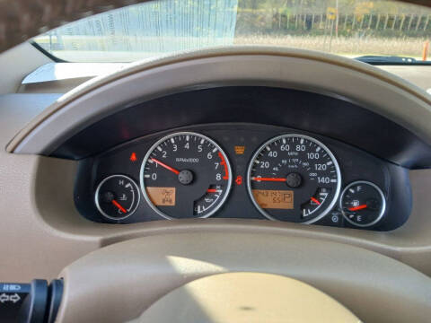 2005 Nissan Pathfinder SE