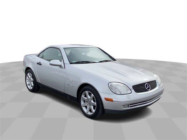Used 1998 Mercedes-Benz SLK  with VIN WDBKK47F5WF046688 for sale in Columbia, TN