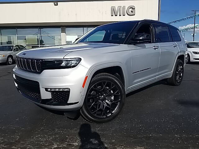 Used 2023 Jeep Grand Cherokee L Summit with VIN 1C4RJKEG5P8100161 for sale in Bellefontaine, OH