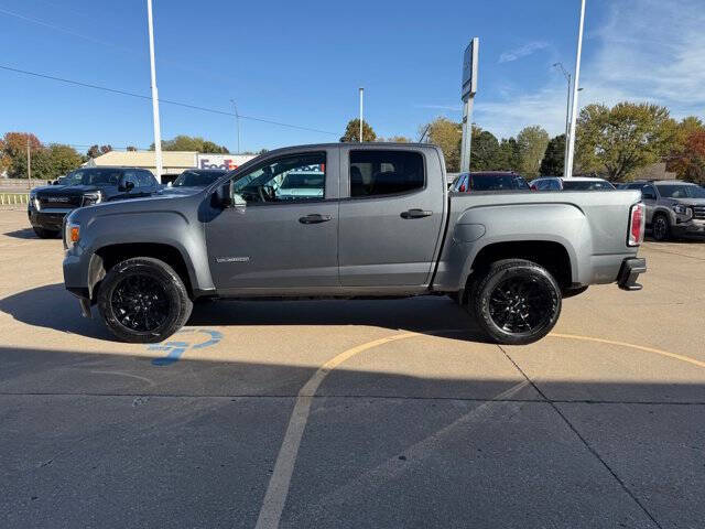 2022 GMC Canyon Elevation Standard