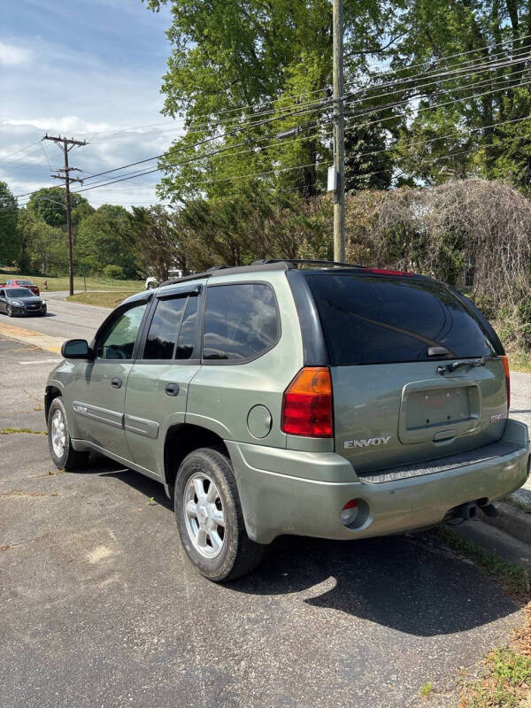 2004 GMC Envoy SLE