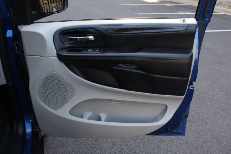 2013 Dodge Grand Caravan