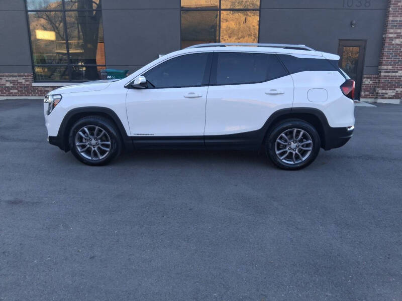 2023 GMC Terrain SLT