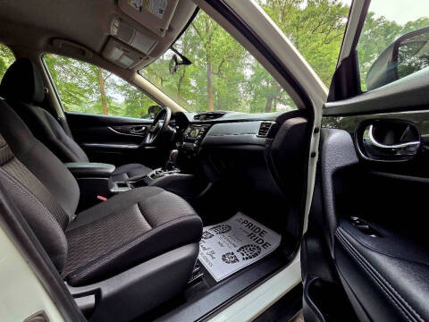 2017 Nissan Rogue S