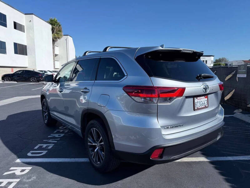 2017 Toyota Highlander