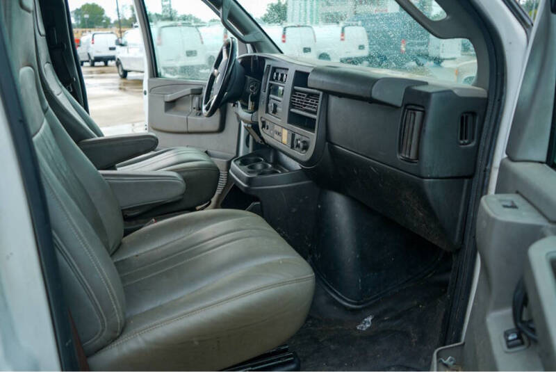2019 Chevrolet Express 2500