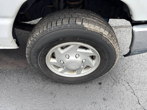 2013 Ford E-Series E-250