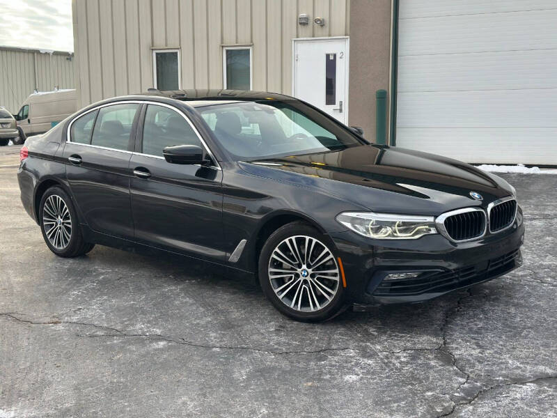 2017 BMW 5 Series 540i's photo