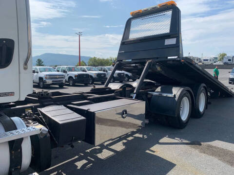 2011 Freightliner M2 112V