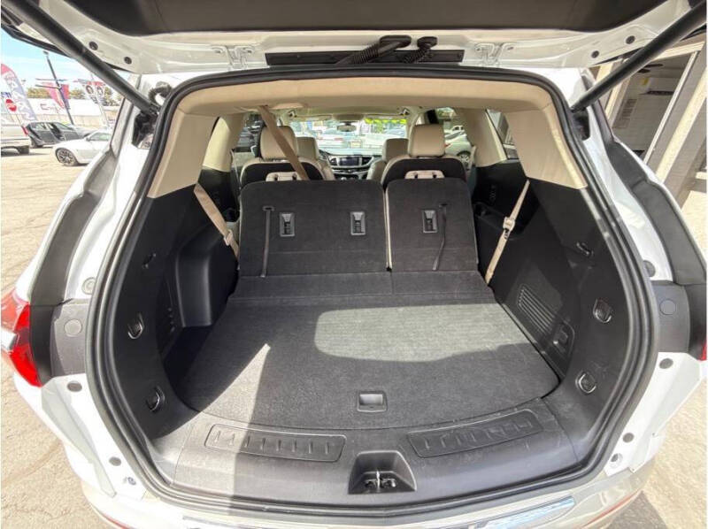 2020 Buick Enclave Essence