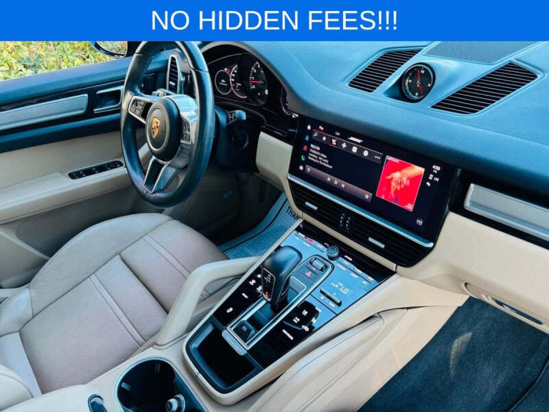 2022 Porsche Cayenne Platinum Edition