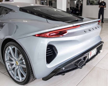 2025 Lotus Emira V6 Base