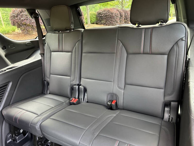 2025 Chevrolet Tahoe RST