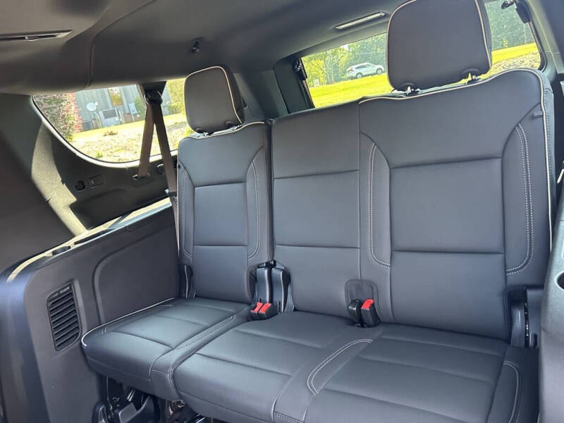 2025 GMC Yukon XL Elevation