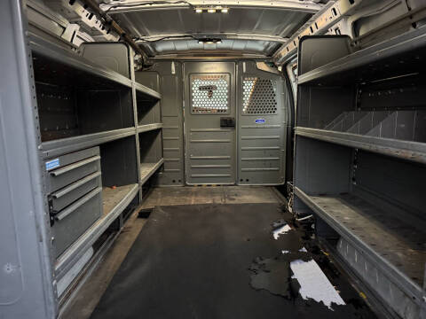 2016 Chevrolet Express 2500