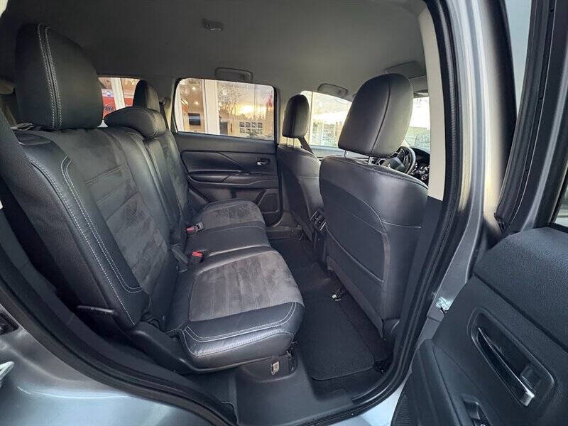 2019 Mitsubishi Outlander SE