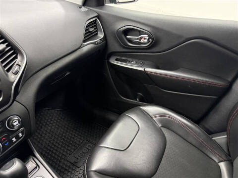 2020 Jeep Cherokee Trailhawk