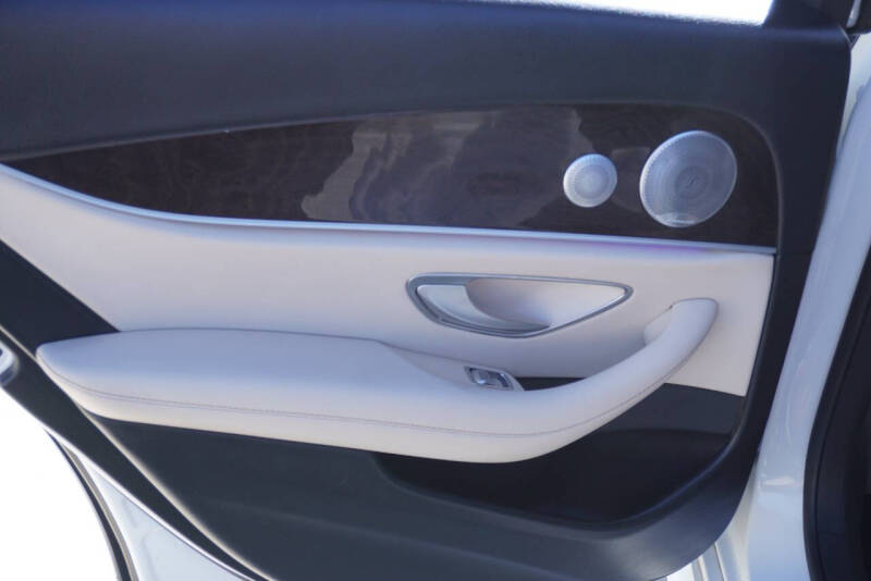 2019 Mercedes-Benz E-Class E 300