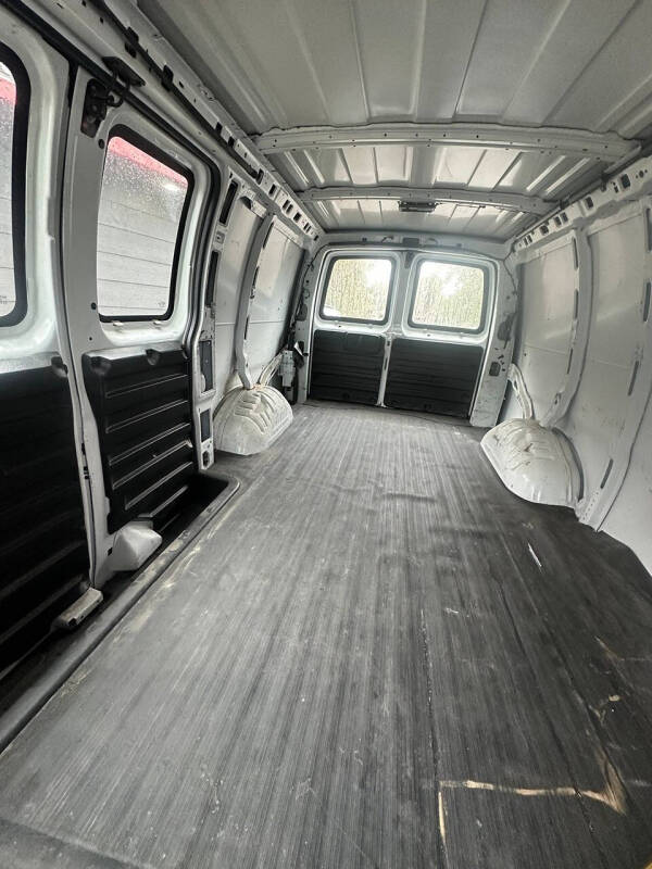 2012 Chevrolet Express 2500