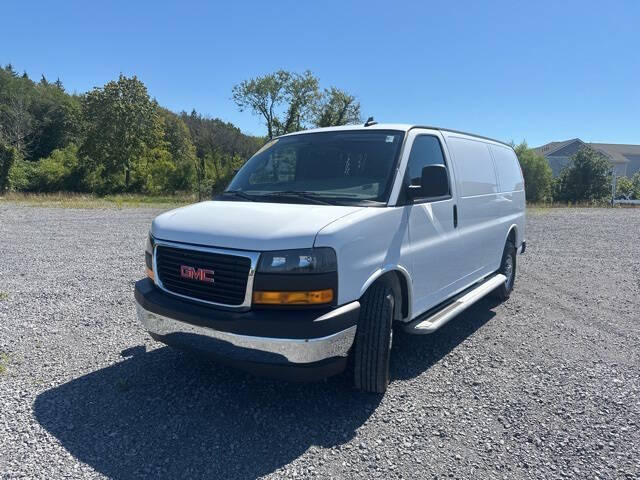 2023 GMC Savana 2500