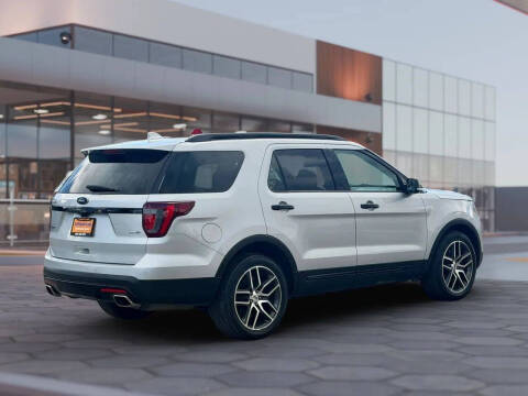 2017 Ford Explorer Sport