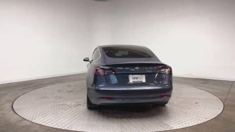 2020 Tesla Model 3 Standard Range Plus