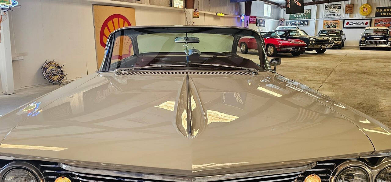 1960 Pontiac Ventura 12