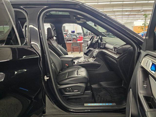 2020 Ford Explorer Platinum