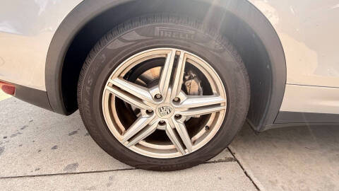 2011 Porsche Cayenne S Hybrid