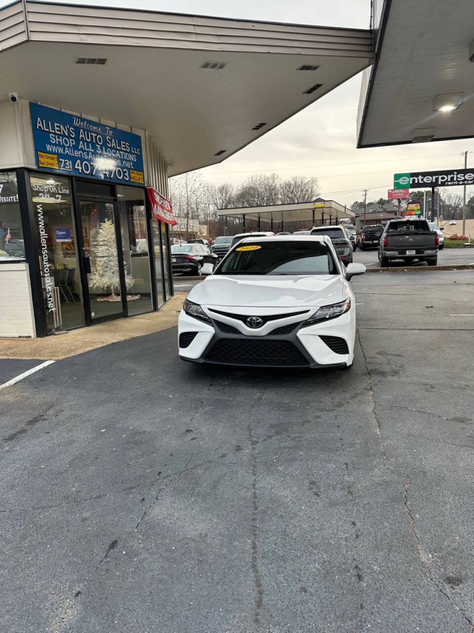 2020 Toyota Camry for sale at Michael Johnson @ Allens Auto Sales Hopkinsville in Hopkinsville, KY