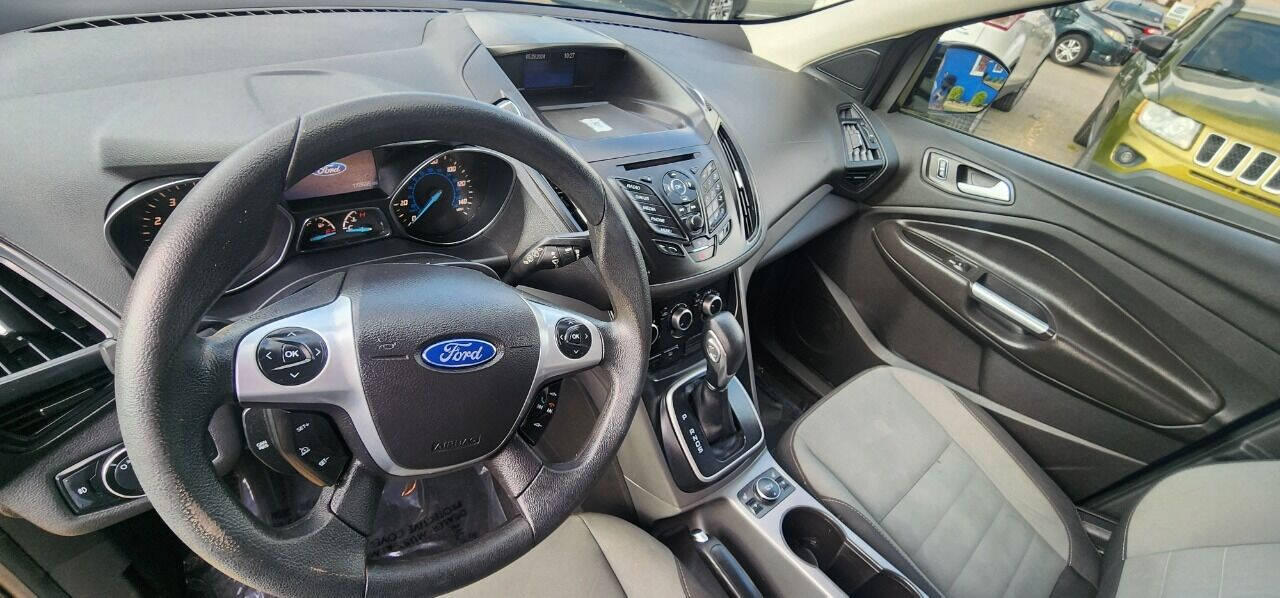 2014 Ford Escape for sale at URIEL's AUTOMOTIVE LLC in Middletown, OH