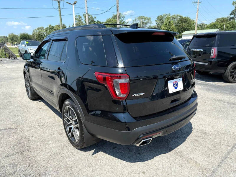 2017 Ford Explorer Sport