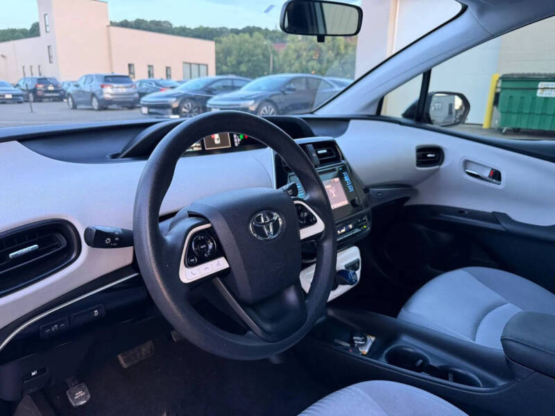 2016 Toyota Prius Two