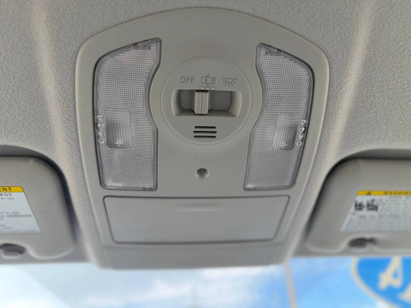 2014 Toyota Prius Two