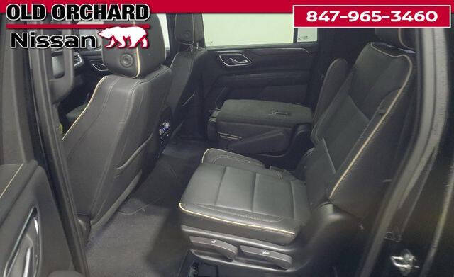 2023 GMC Yukon XL SLT