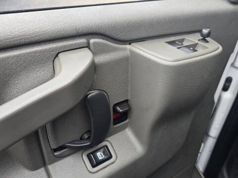 2021 Chevrolet Express 2500