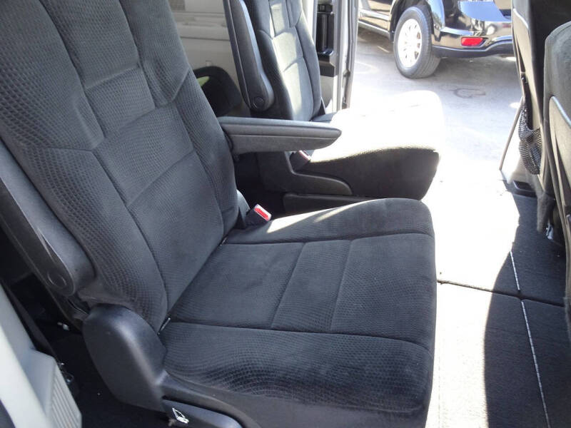 2013 Dodge Grand Caravan American Value Package