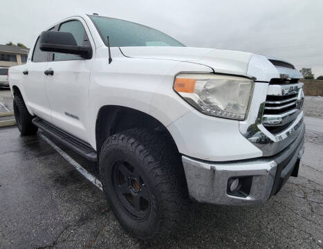 2017 Toyota Tundra SR5