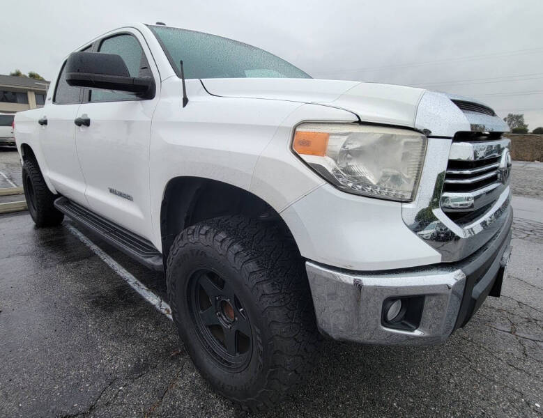 2017 Toyota Tundra SR5