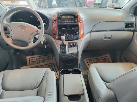 2007 Toyota Sienna XLE 7-Passenger